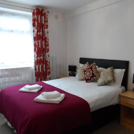 Metro House Star Accommodation Londra Dış mekan fotoğraf