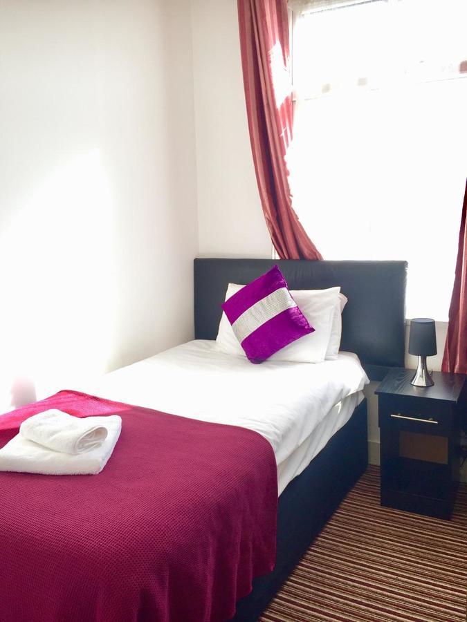 Metro House Star Accommodation Londra Dış mekan fotoğraf