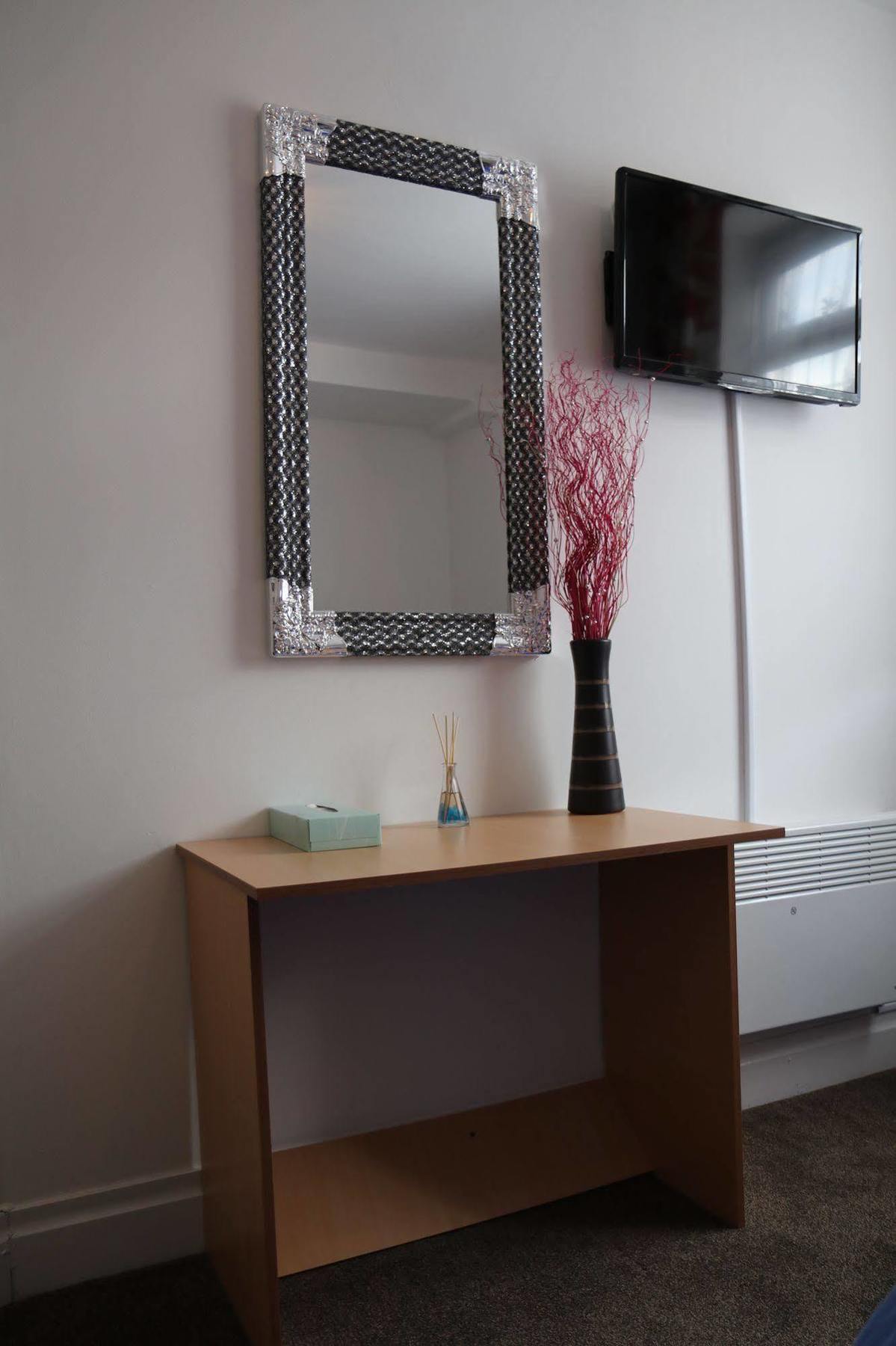 Metro House Star Accommodation Londra Dış mekan fotoğraf