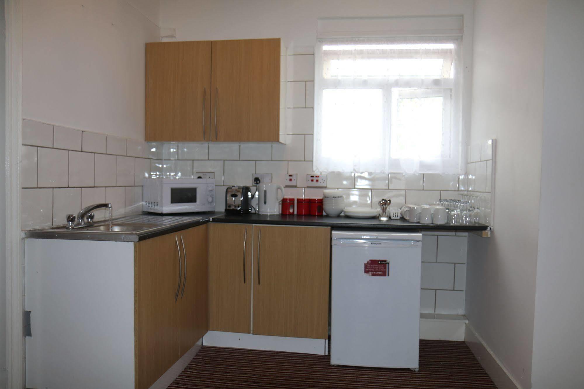Metro House Star Accommodation Londra Dış mekan fotoğraf